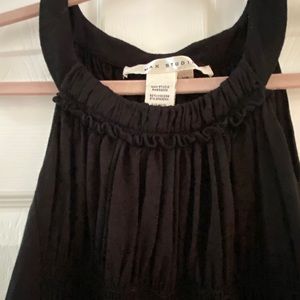 Sleeveless black top by max studio